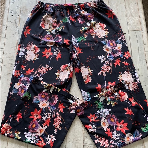 Sunny Leigh Pants - EUC Sunny Leigh Boho Dress pants